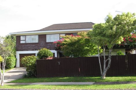 Photo of property in 59 Luton Avenue, Sunnyhills, Auckland, 2010