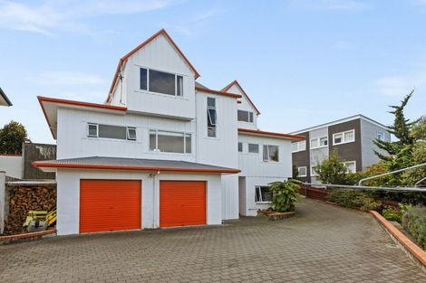 Photo of property in 121 Thompson Road, Bluff Hill, Napier, 4110