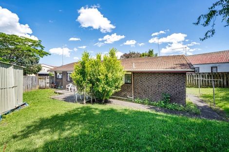 Photo of property in 52 Aviemore Drive, Highland Park, Auckland, 2010