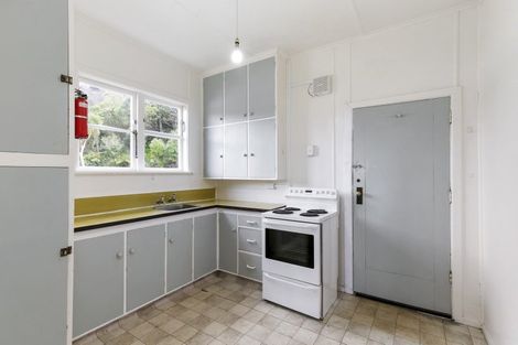 Photo of property in 11b Upper Lewisville Terrace, Thorndon, Wellington, 6011