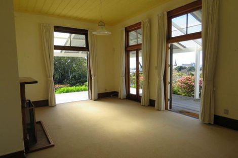 Photo of property in 84 Brougham Street, New Plymouth, 4310