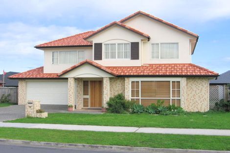 Photo of property in 77 Middlefield Drive, Flat Bush, Auckland, 2016