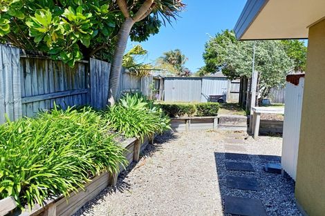 Photo of property in 42 Katerini Grove, Papamoa Beach, Papamoa, 3118