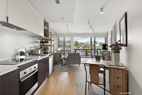 Photo of property in Masina Apartments, 114/80 Riddiford Street, Newtown, Wellington, 6021