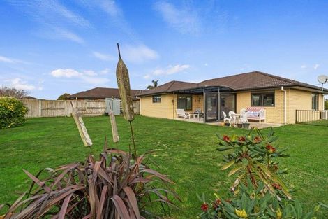 Photo of property in 102 Farringdon Avenue, Rototuna North, Hamilton, 3210