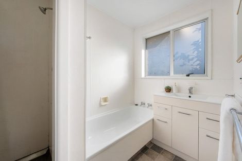 Photo of property in 1/468 Wairakei Road, Burnside, Christchurch, 8053