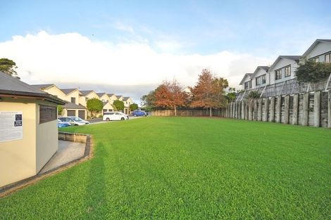 Photo of property in 39/11 The Avenue, Albany, Auckland, 0632