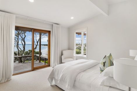 Photo of property in 1/3 Beach Road, Northcote Point, Auckland, 0627