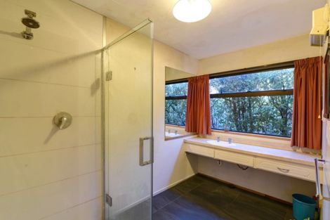 Photo of property in 3 Cypress Court, Kelvin Heights, Queenstown, 9300