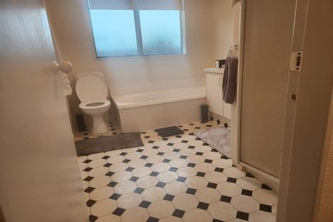 Photo of property in 66 Evans Road, Papamoa Beach, Papamoa, 3118