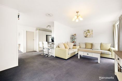 Photo of property in 2/15 Ridgewood Crescent, Birkenhead, Auckland, 0626