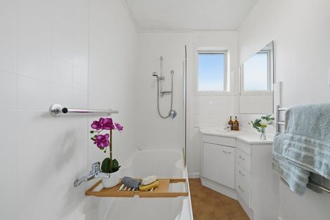 Photo of property in 2/111 Kaiwara Street, Hoon Hay, Christchurch, 8025