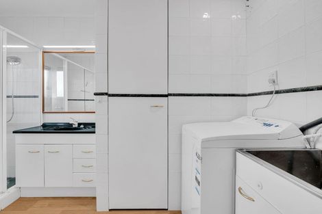 Photo of property in 2/30 Simkin Avenue, St Johns, Auckland, 1072