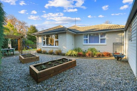 Photo of property in 1 Cunliffe Road, Redwood, Christchurch, 8051
