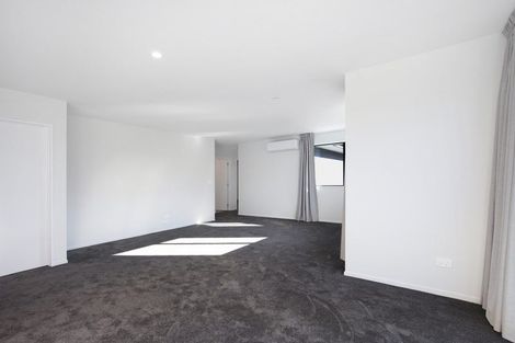 Photo of property in 49 Mehrtens Crescent, Woodend, 7691