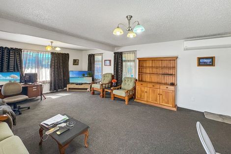 Photo of property in 48 Bournemouth Crescent, Aranui, Christchurch, 8061