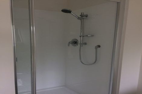 Photo of property in 86 Gosford Drive, Botany Downs, Auckland, 2010