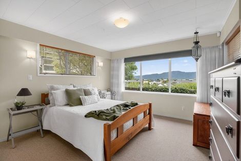 Photo of property in 91 Golf Road, Paraparaumu Beach, Paraparaumu, 5032