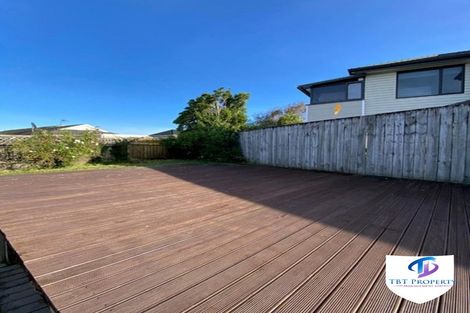 Photo of property in 11 Andover Way, Goodwood Heights, Auckland, 2105