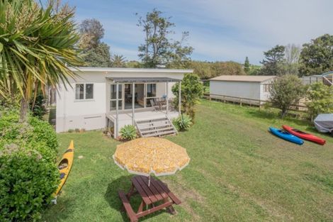 Photo of property in 12 Sergeant Road, Awhitu, 2684