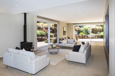 Photo of property in 2 Hyllton Heights, Lyttelton, 8082