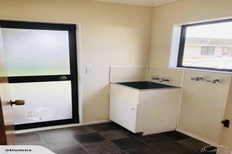 Photo of property in 4b Peter Hall Drive, Kelvin Grove, Palmerston North, 4414