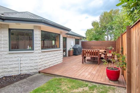 Photo of property in 23 Cashmere Drive, Fitzherbert, Palmerston North, 4410