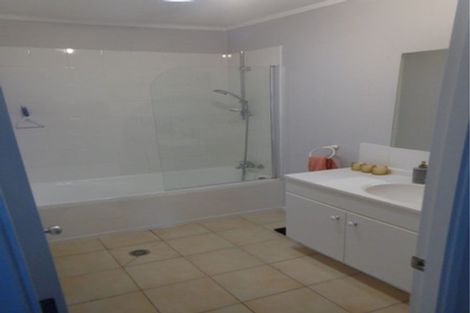 Photo of property in 16a Munroe Road, Ranui, Auckland, 0612