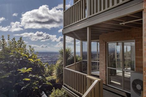 Photo of property in 5 Harry Ell Drive, Cashmere, Christchurch, 8022