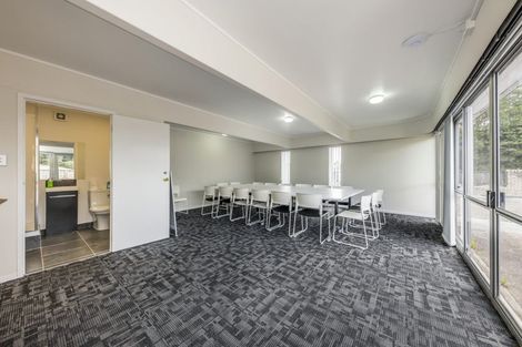 Photo of property in 32 Beach Road, Pahurehure, Papakura, 2113