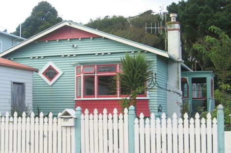 Photo of property in 397 Karori Road, Karori, Wellington, 6012