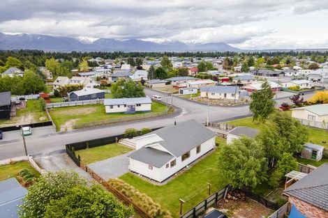 Photo of property in 11 Totara Drive, Twizel, 7901