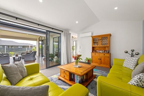 Photo of property in 17 Rose Manor Drive, Springlands, Blenheim, 7201