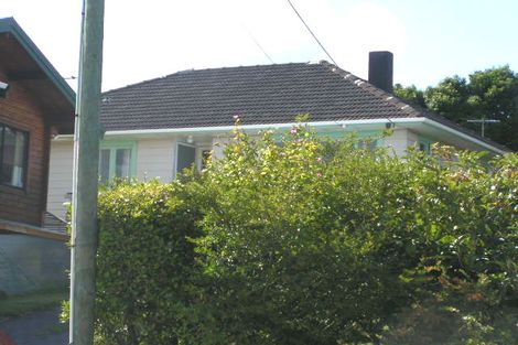 Photo of property in 2/4 Pax Avenue, Forrest Hill, Auckland, 0620