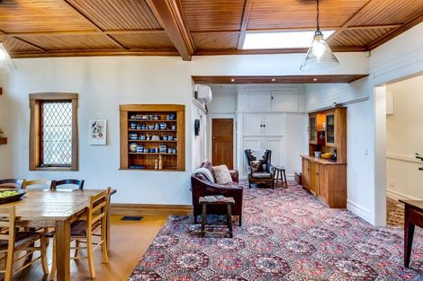 Photo of property in 210 Davis Street, Saint Leonards, Hastings, 4120