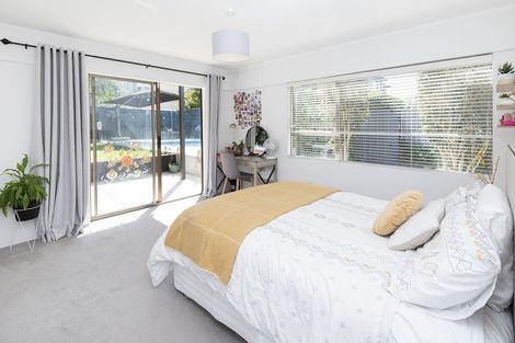 Photo of property in 24b Bucklands Beach Road, Bucklands Beach, Auckland, 2012