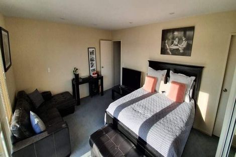 Photo of property in 7 Gillett Place, Botany Downs, Auckland, 2014