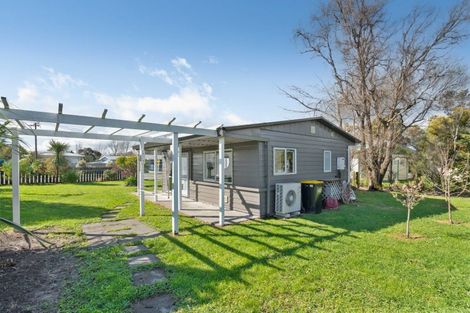 Photo of property in 106 Brandon Street, Featherston, 5710