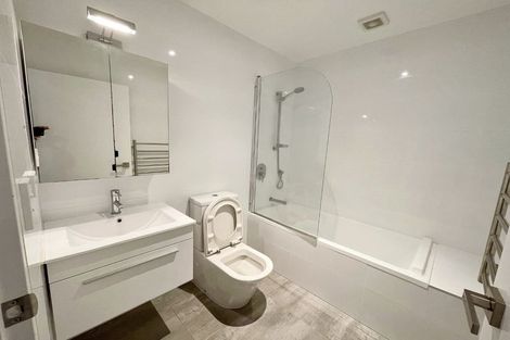 Photo of property in 20/10 Silver Moon Road, Albany Heights, Auckland, 0632