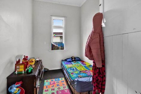 Photo of property in 407 Waihi Road, Normanby, Hawera, 4614