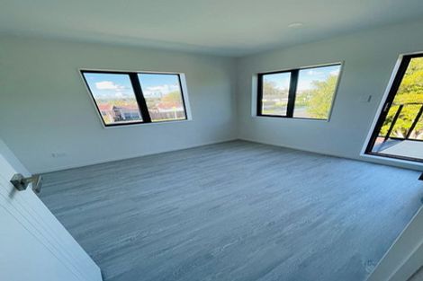 Photo of property in 187a Gray Avenue, Papatoetoe, Auckland, 2024