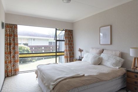 Photo of property in 18 Cecil Place, Cloverlea, Palmerston North, 4412