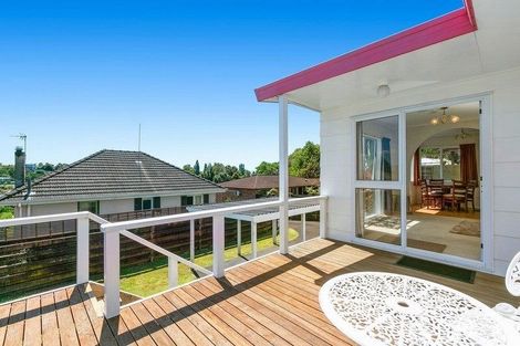 Photo of property in 132a Sutherland Road, Brookfield, Tauranga, 3110