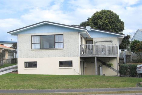 Photo of property in 17 Cory Wright Drive, Tairua, 3508