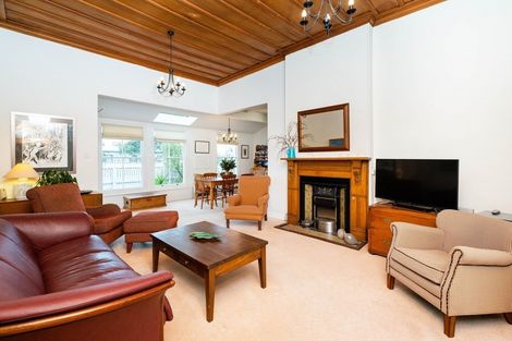 Photo of property in 88 Charles Street, Westshore, Napier, 4110