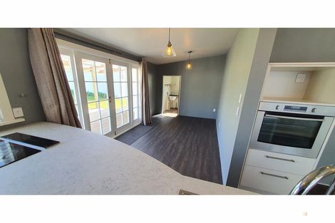 Photo of property in 14 Rhodes Street, Waimate, 7924