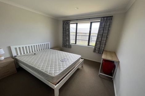 Photo of property in 8 Handley Crescent, Wigram, Christchurch, 8042