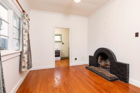 Photo of property in 1302 Dominion Road, Mount Roskill, Auckland, 1041