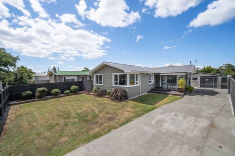 Photo of property in 20 Rhodes Drive, Kelvin Grove, Palmerston North, 4414