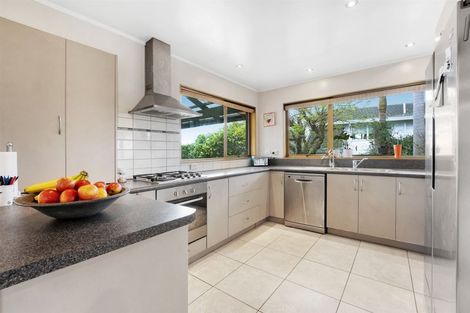 Photo of property in 96 Glenvar Road, Torbay, Auckland, 0630